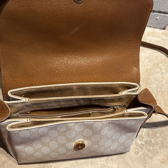 Vintage GUCCI Monogram Crossbody Bag - Picture 11 of 13